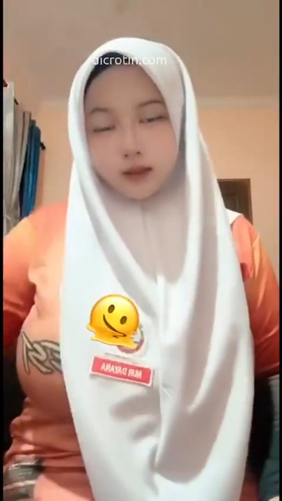 Hijab tobrut banget bikin sange